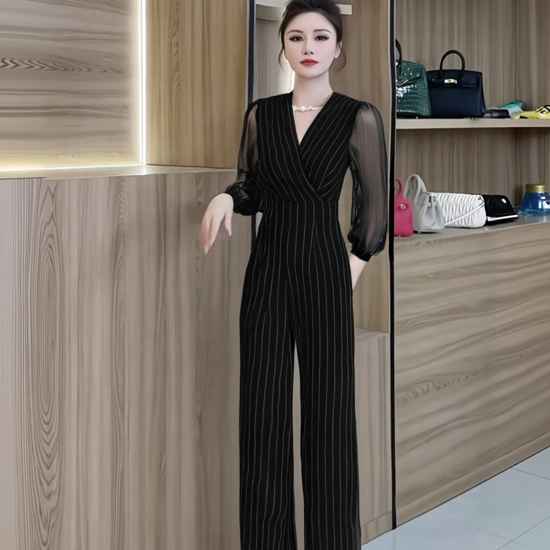 A女装长袖显瘦气质轻奢时尚黑色百搭蕾丝网红修身复古连体裤D3130