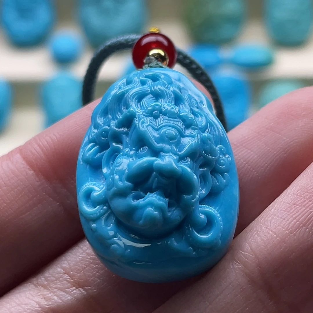 绿松石未镶嵌颈饰