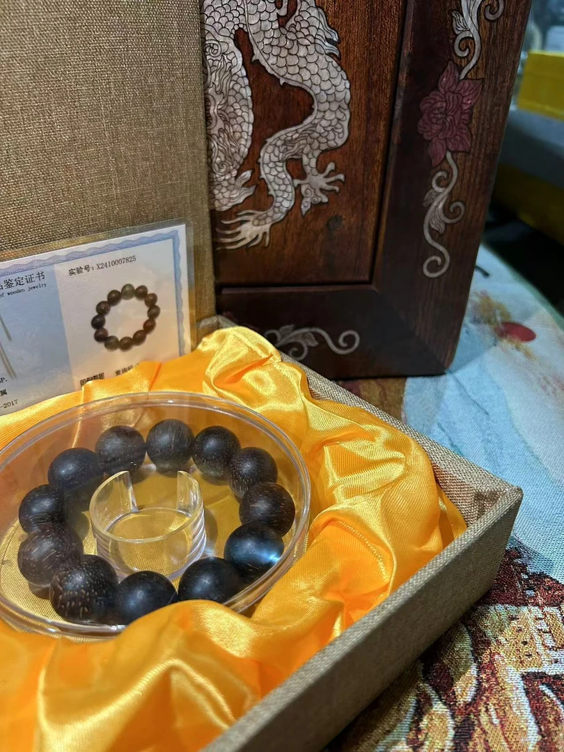 【闪购商品】传统木摆件金星2.0黄布套盒