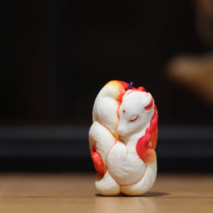 九尾狐 鹿角雕刻 方颜作品 纯手工 配饰挂件 手把件