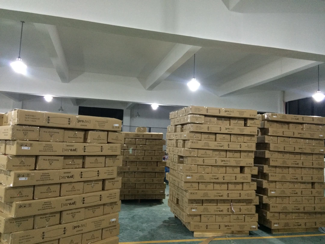 SS级孤品专业免蹬地刷街代步初学者陆地板滑板弹簧桥铝合金支架