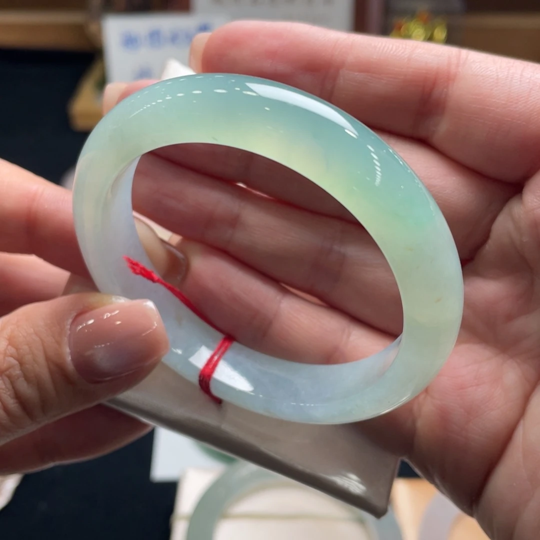 翡翠手镯未镶嵌翡翠55正圈