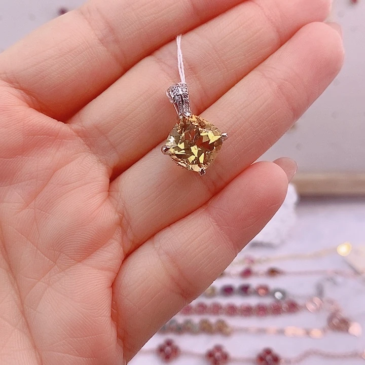 水晶颈饰银S925镶嵌吊坠