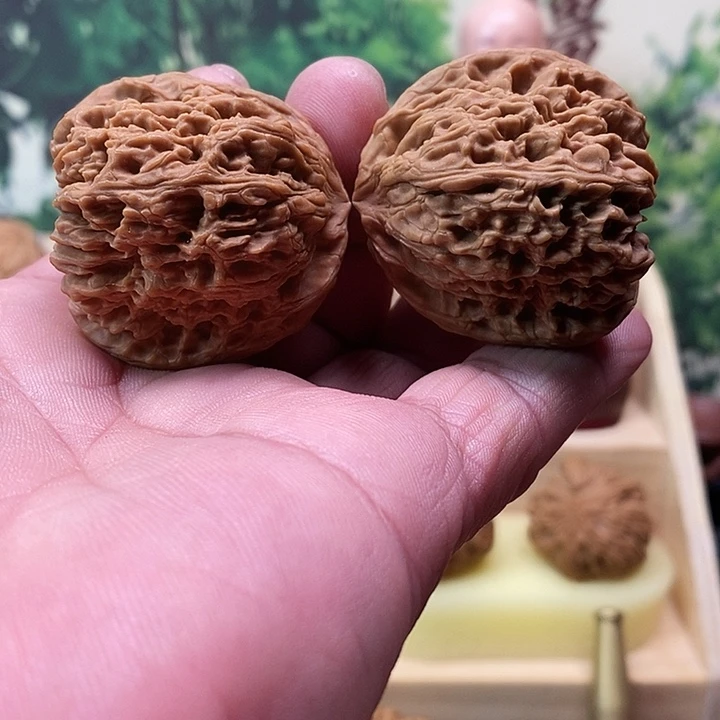 吊坠文玩核桃拉丝凹底涿鹿南疆石