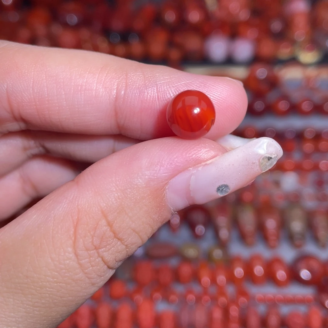 南红玛瑙未镶嵌圆珠8.4mm