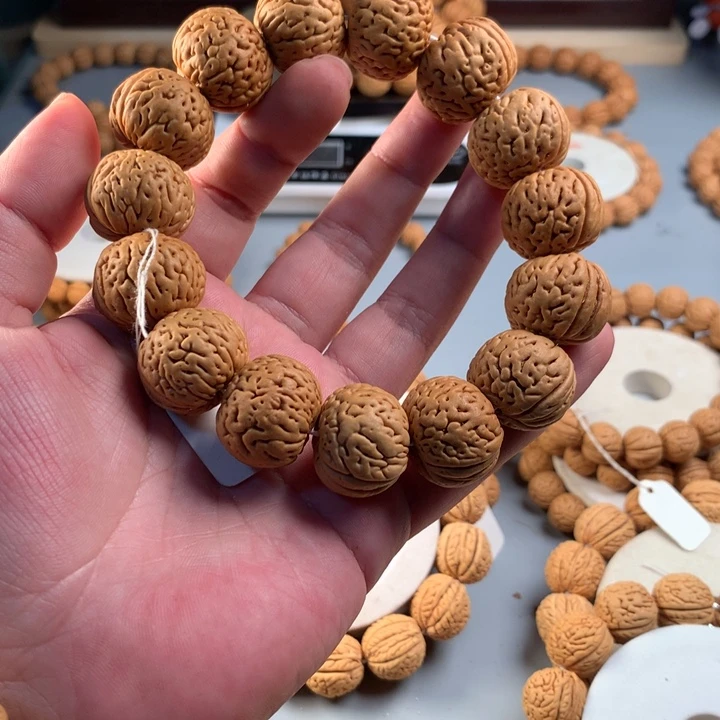 一****吊坠桃核老树磨盘树王