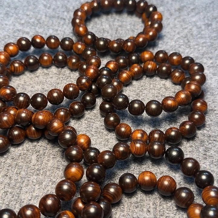 柏木（崖柏）全陈化老料把件串1.2发2条