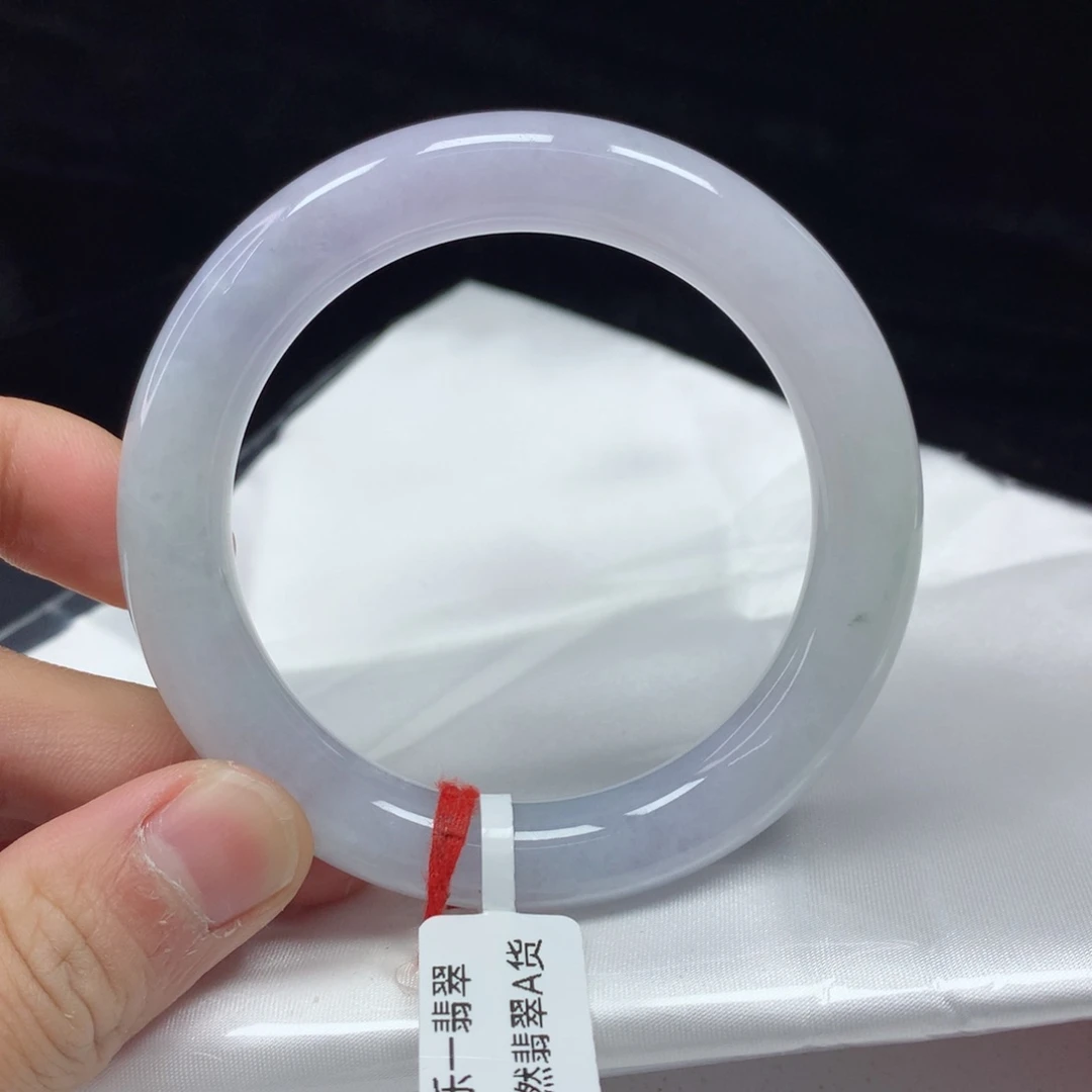 翡翠手镯（圆镯）未镶嵌54.5