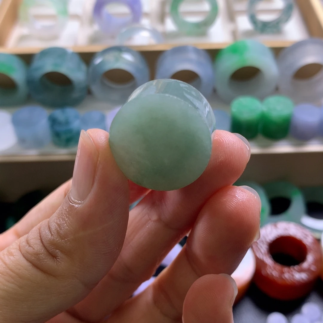 定制翡翠翡翠戒指未镶嵌翡翠