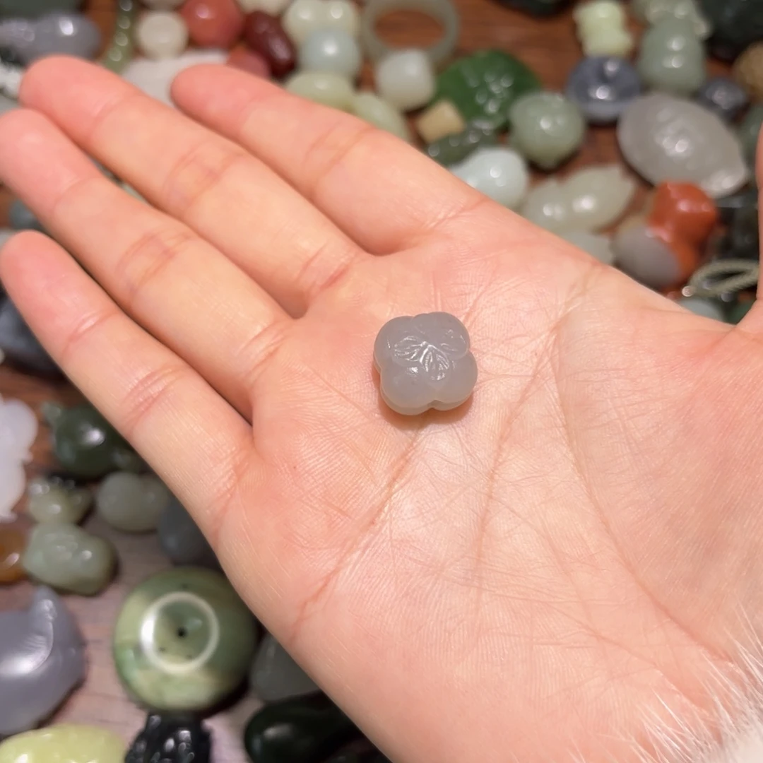 和田玉珠宝半成品未镶嵌铃*?