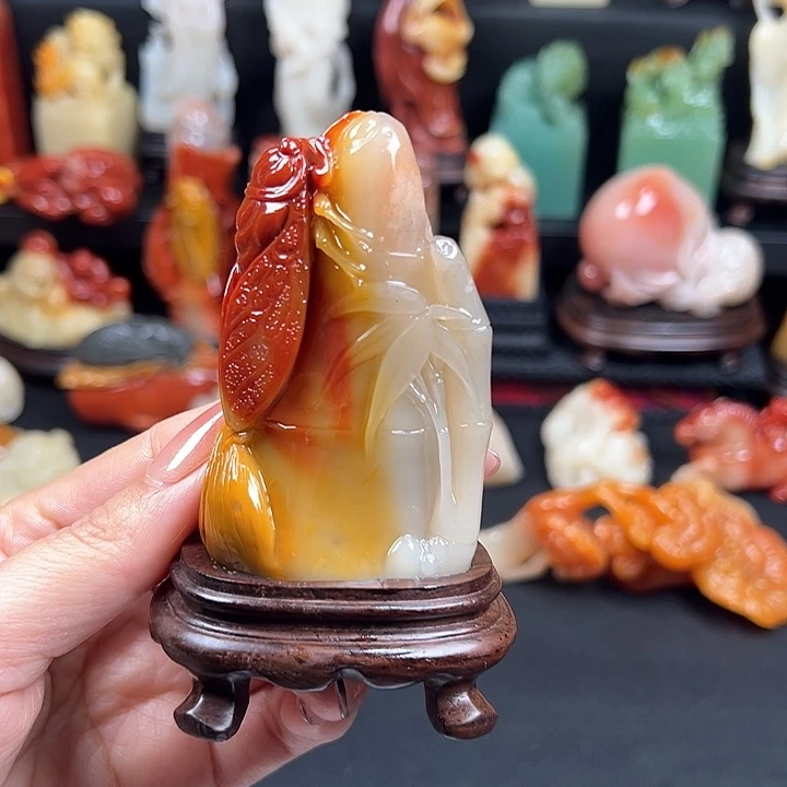 寿山石五彩芙蓉石