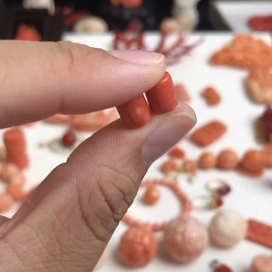 momo珊瑚桶珠2个-打孔1.2