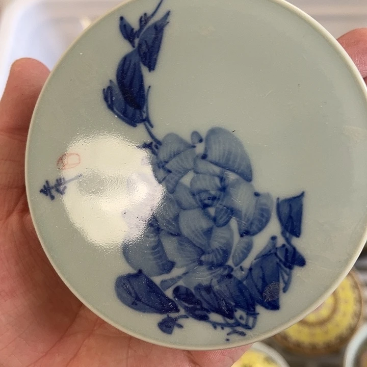 瓷片景德镇青花手绘牡丹盖置