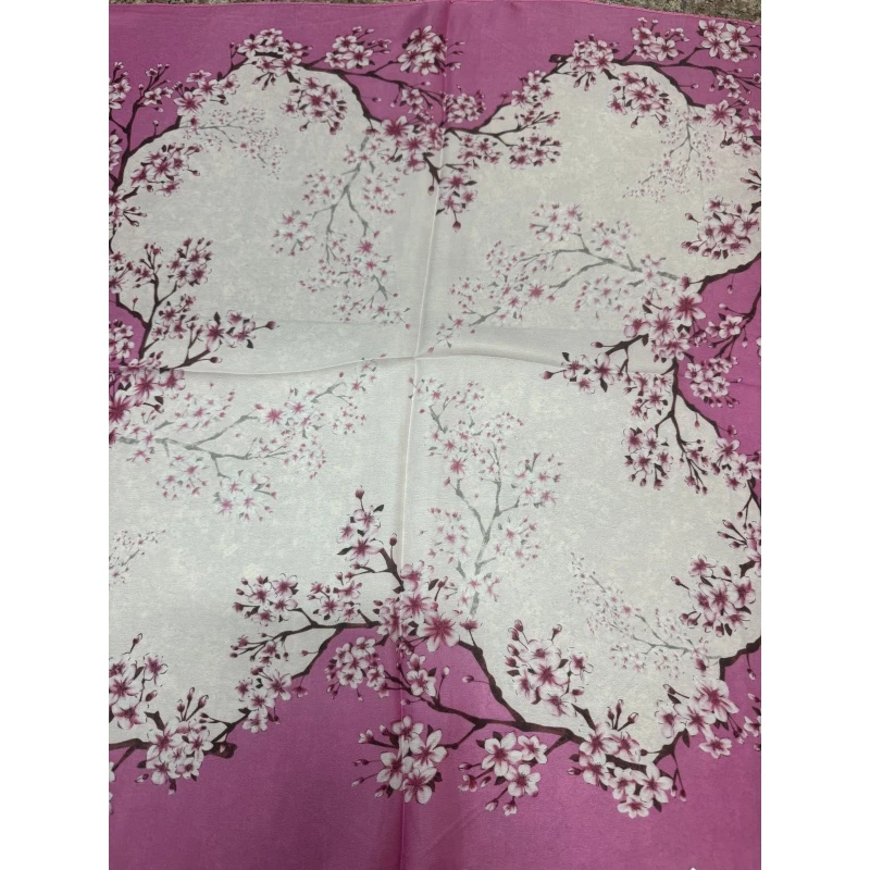 E312  梅花蝶  布料 70*70左右 R3
