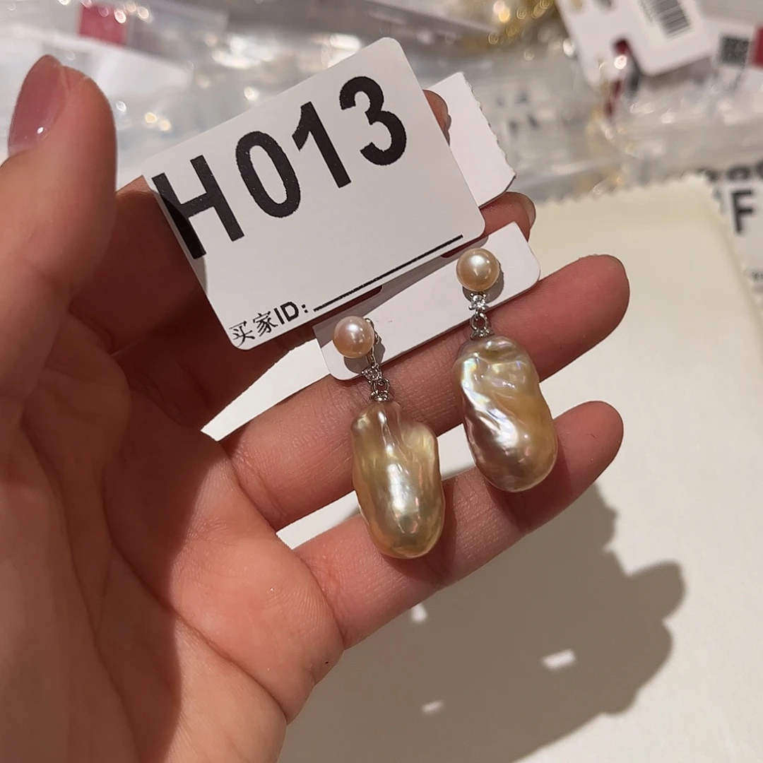 合金淡水珍珠耳饰