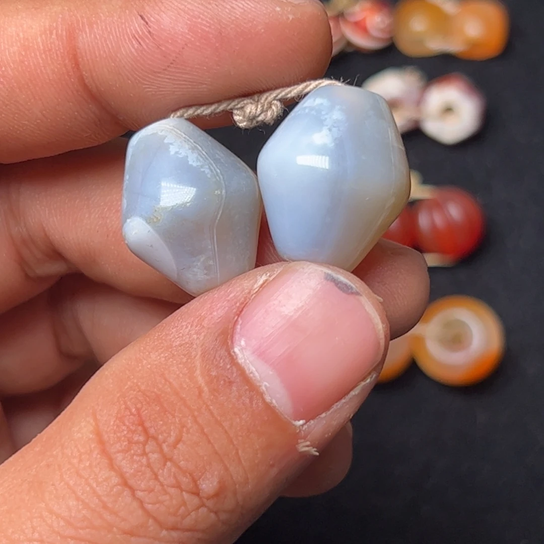 @***儿玛瑙/玉髓未镶嵌配饰