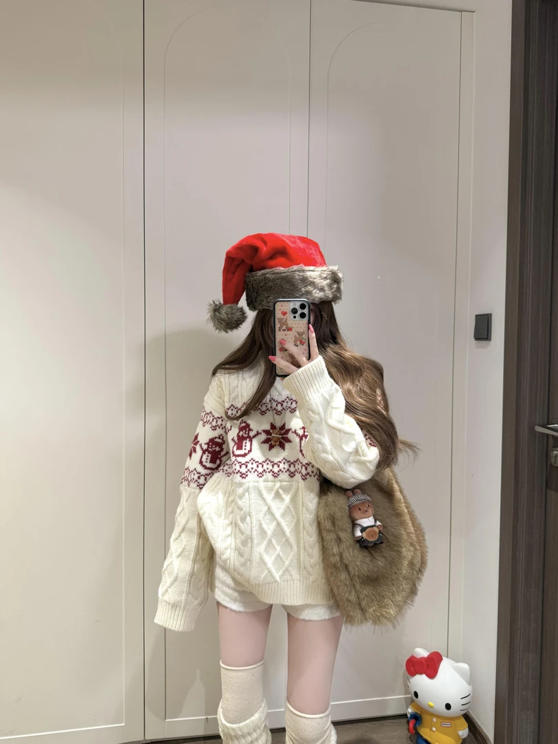2025秋冬韩系慵懒风费尔岛圣诞提花圆领套头毛衣搭毛织短裤两件套
