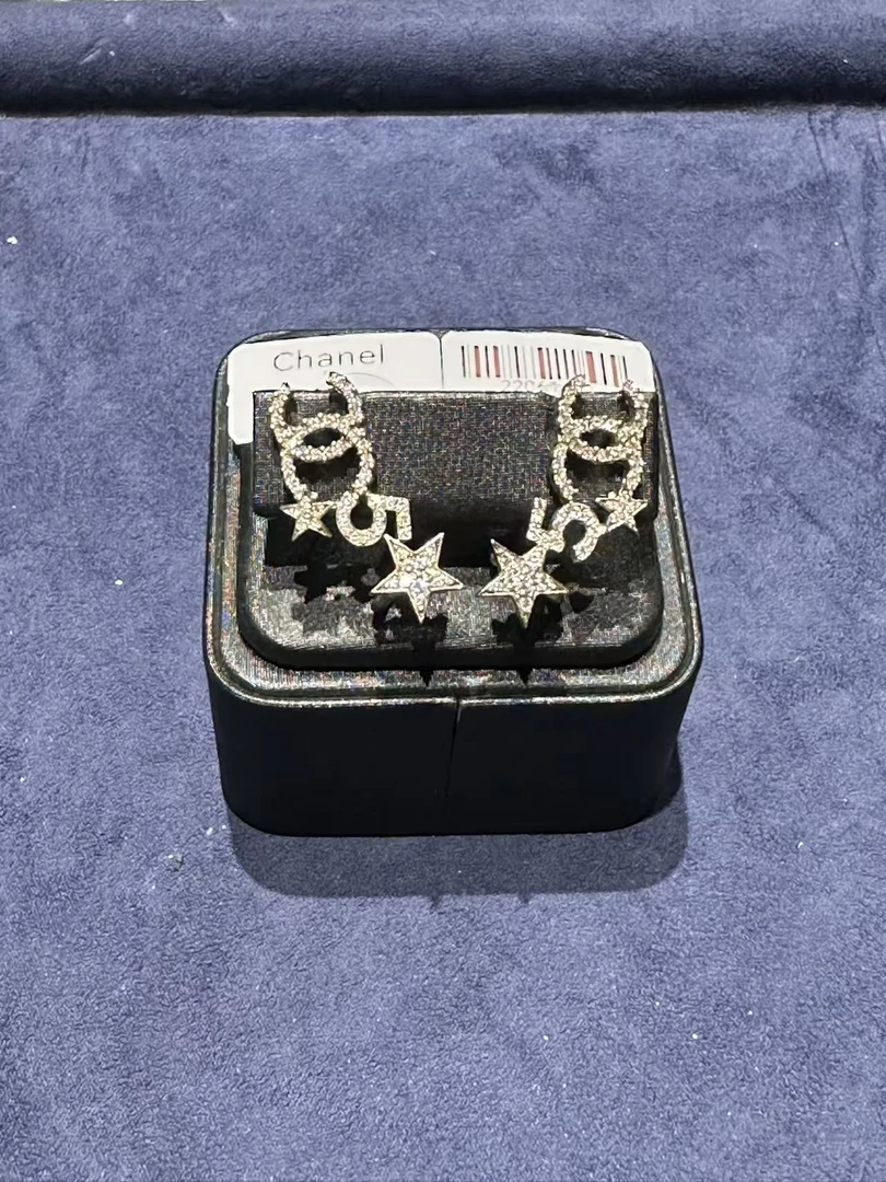 95新 Chanel/香奈儿 香奈儿星星logo耳钉