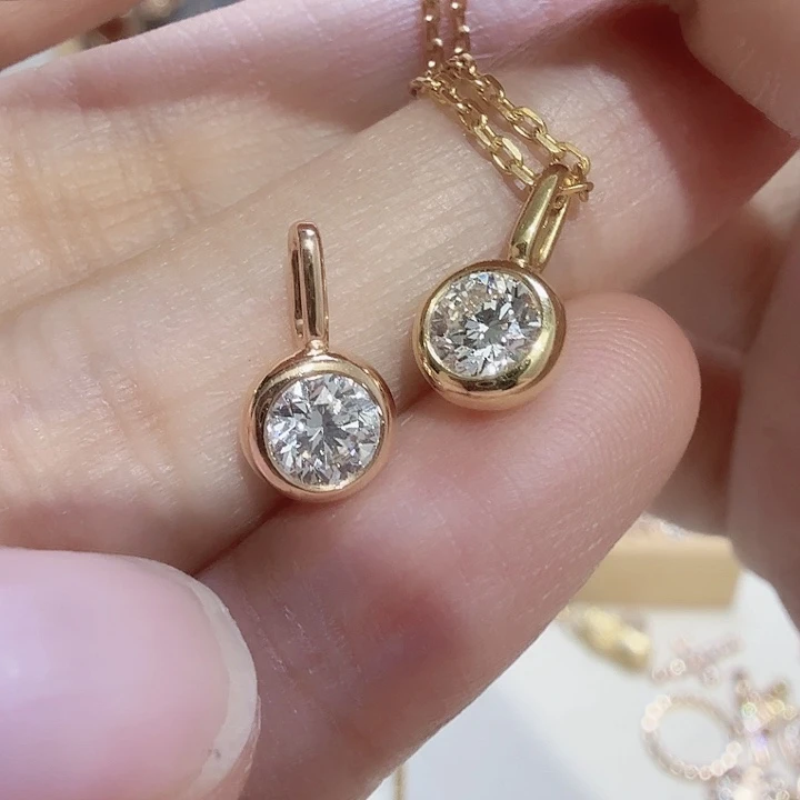 吊坠(不含链)18K金镶嵌天然钻石