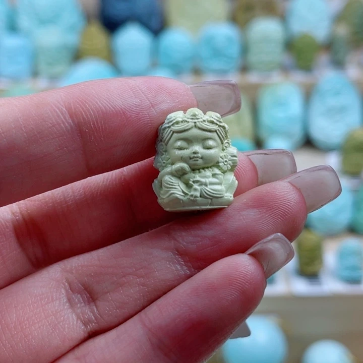 绿松石未镶嵌珠宝奇石