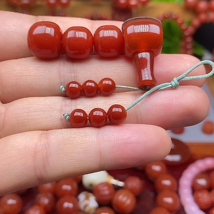 用***6玛瑙/玉髓未镶嵌颈饰