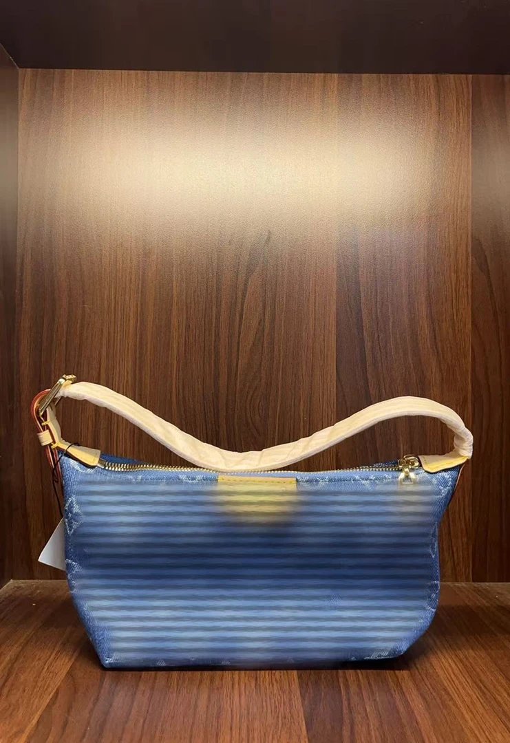 199 时尚休闲百搭包包 驴 马 G 杨家 D 香 包包