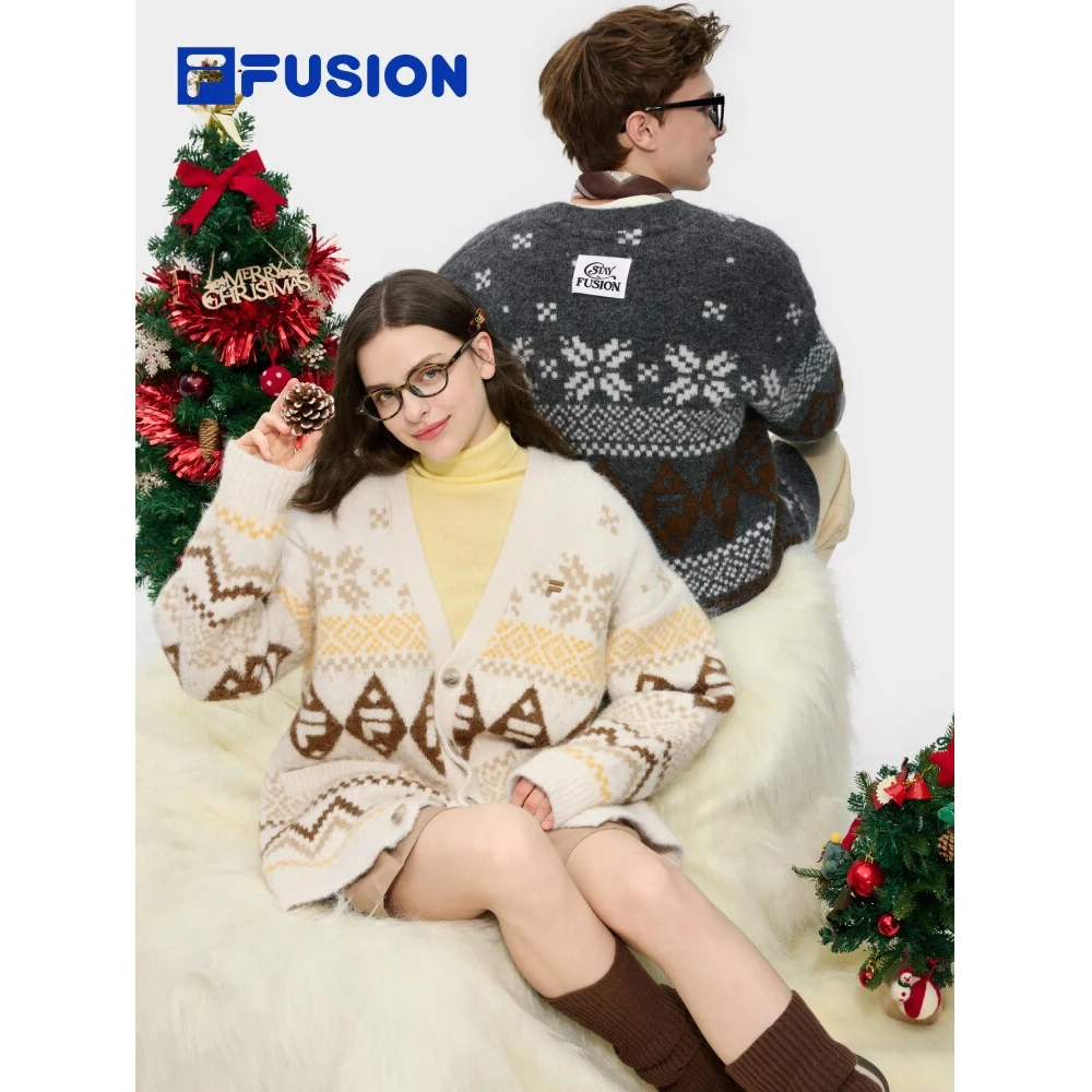 【冬季新款】FUSION斐乐潮牌情侣编织外套休闲V领开衫T11U543401F