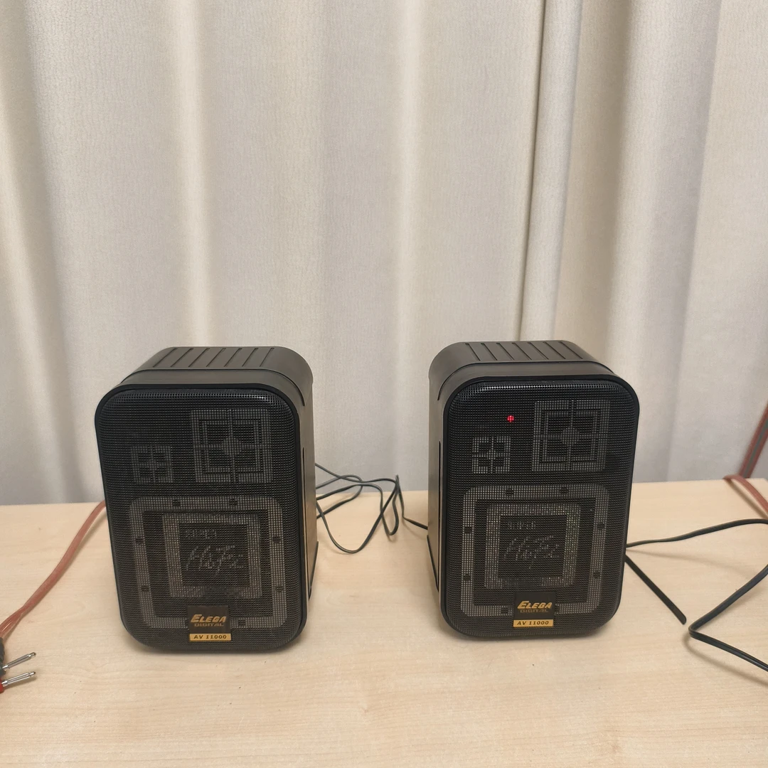 小音箱一对,不包邮运费到付,不支持退换