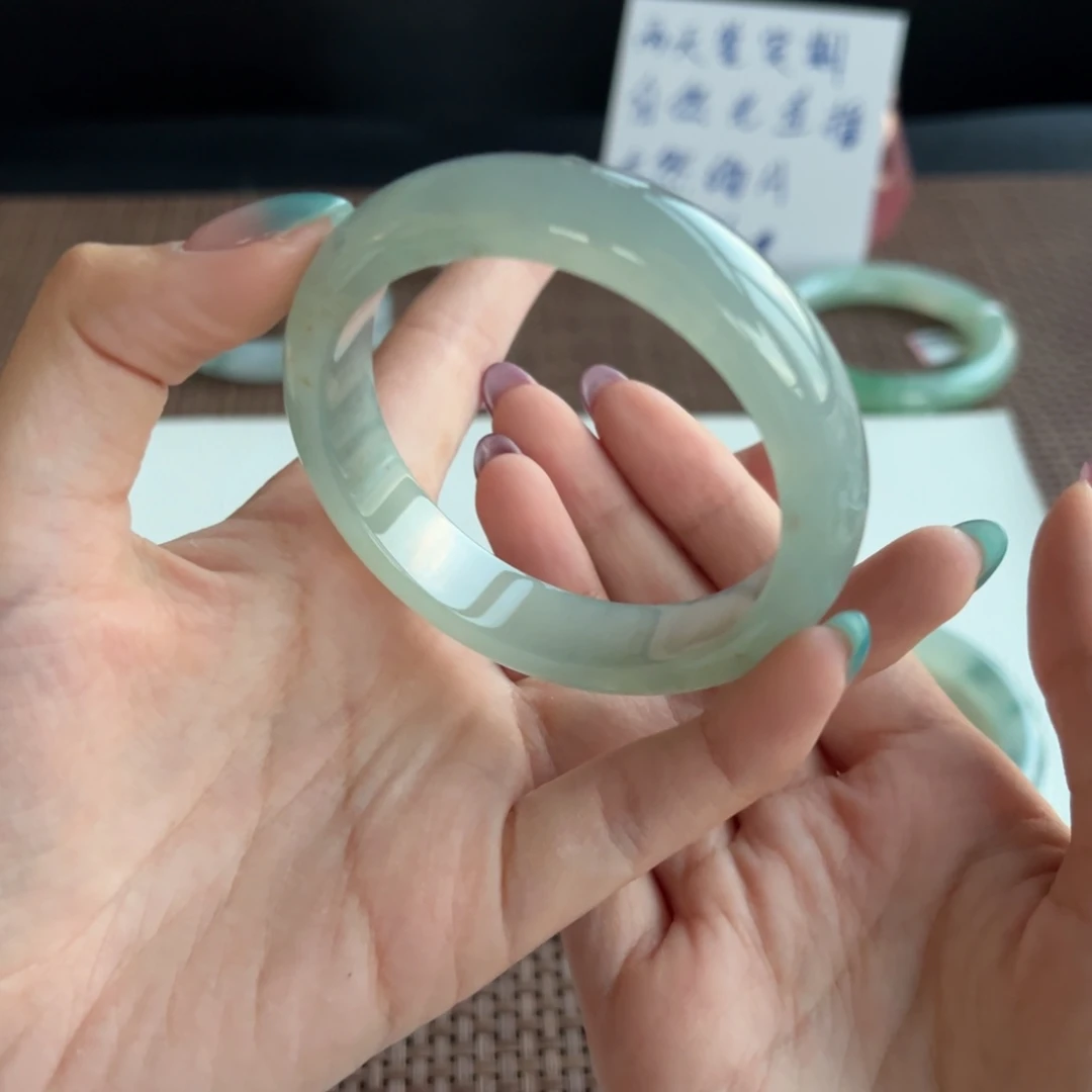 翡翠未镶嵌手镯54号 56.2