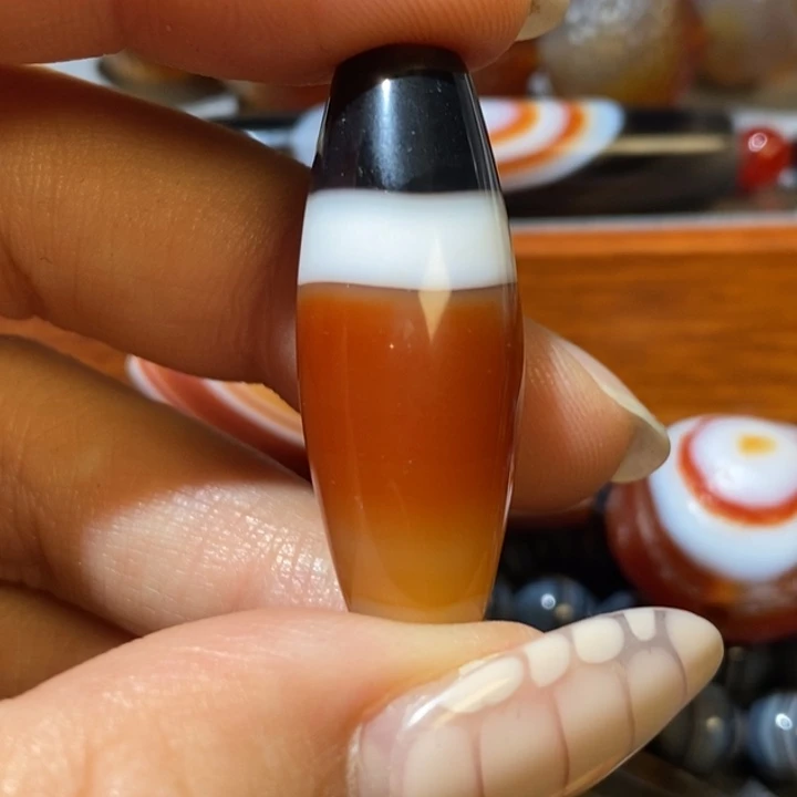 未镶嵌颈饰玛瑙/玉髓
