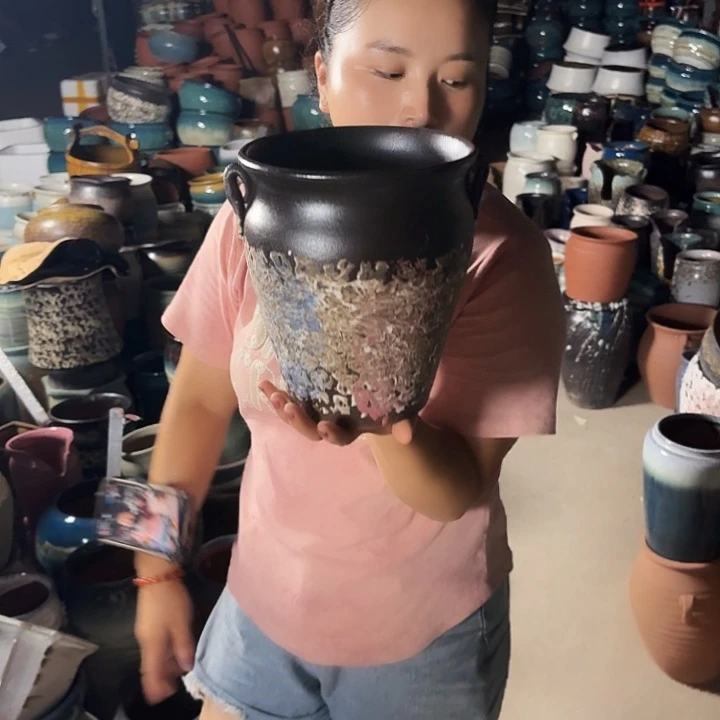 口18高21瑕疵一个盆子。