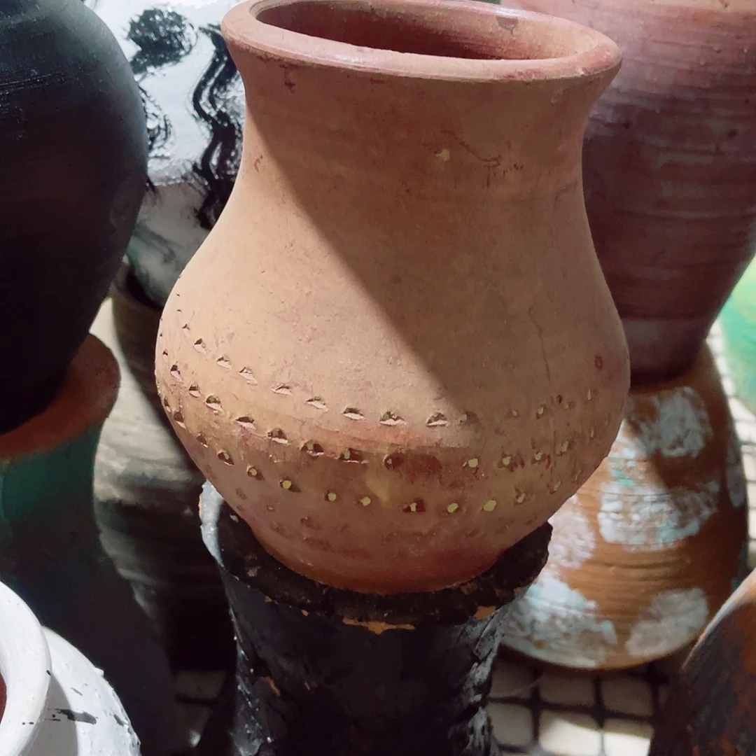 带孔口径10高度18微瑕