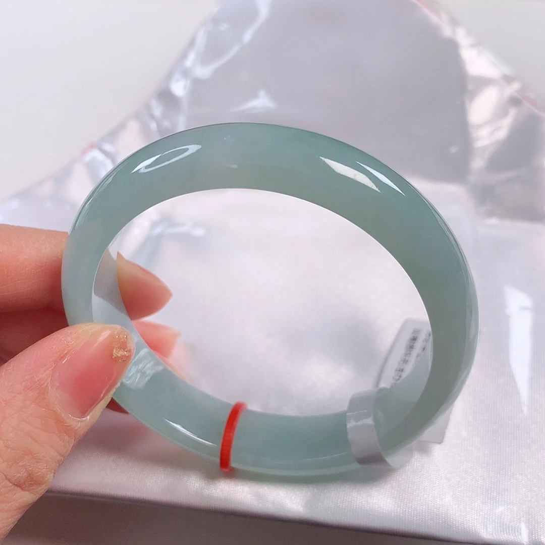 翡翠手镯未镶嵌 正圈92