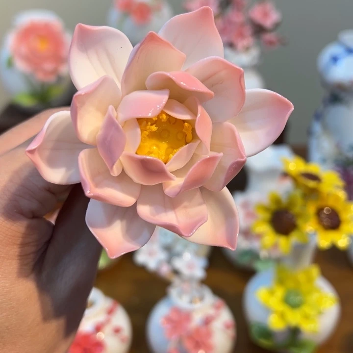手工精致陶瓷摆件