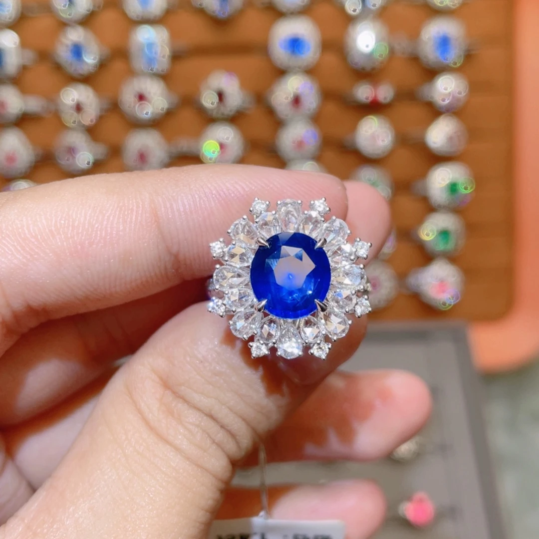 蓝宝石18K金镶嵌戒指4.03ct 皇家蓝