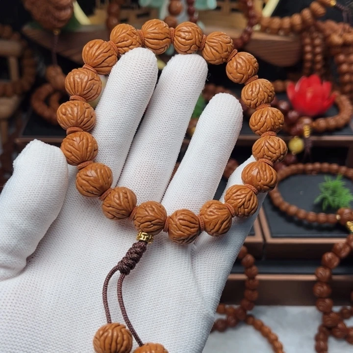 吊坠桃核14祥云手持