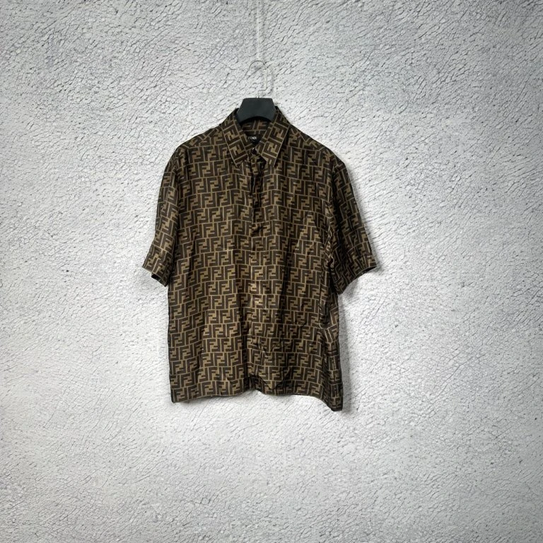 99新 FENDI/芬迪 logo满印单排扣真丝短袖衬衫/40码