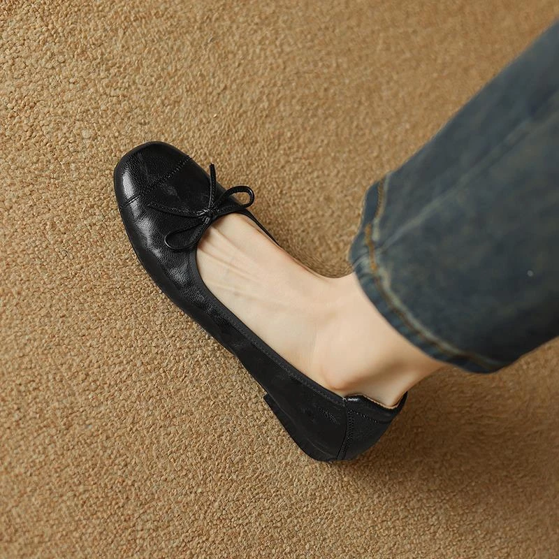 PinkAvril法式软羊皮平底芭蕾舞鞋女2025新款春秋圆头浅口单鞋一