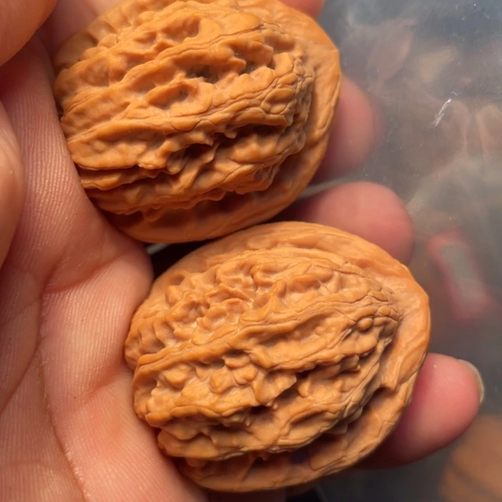 欢***迎把件桃核赤龙鸡心
