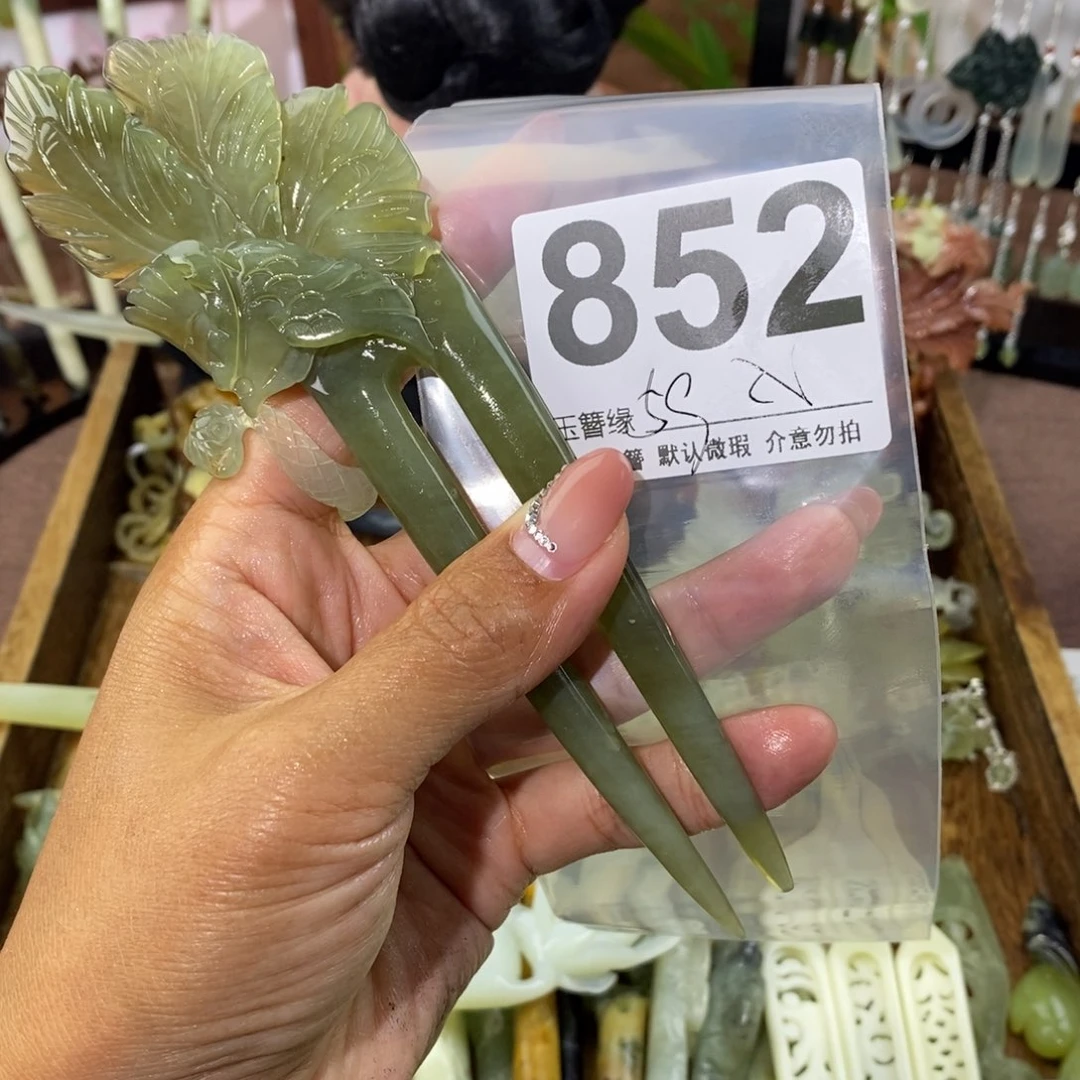 蛇纹石玉未镶嵌发饰亭