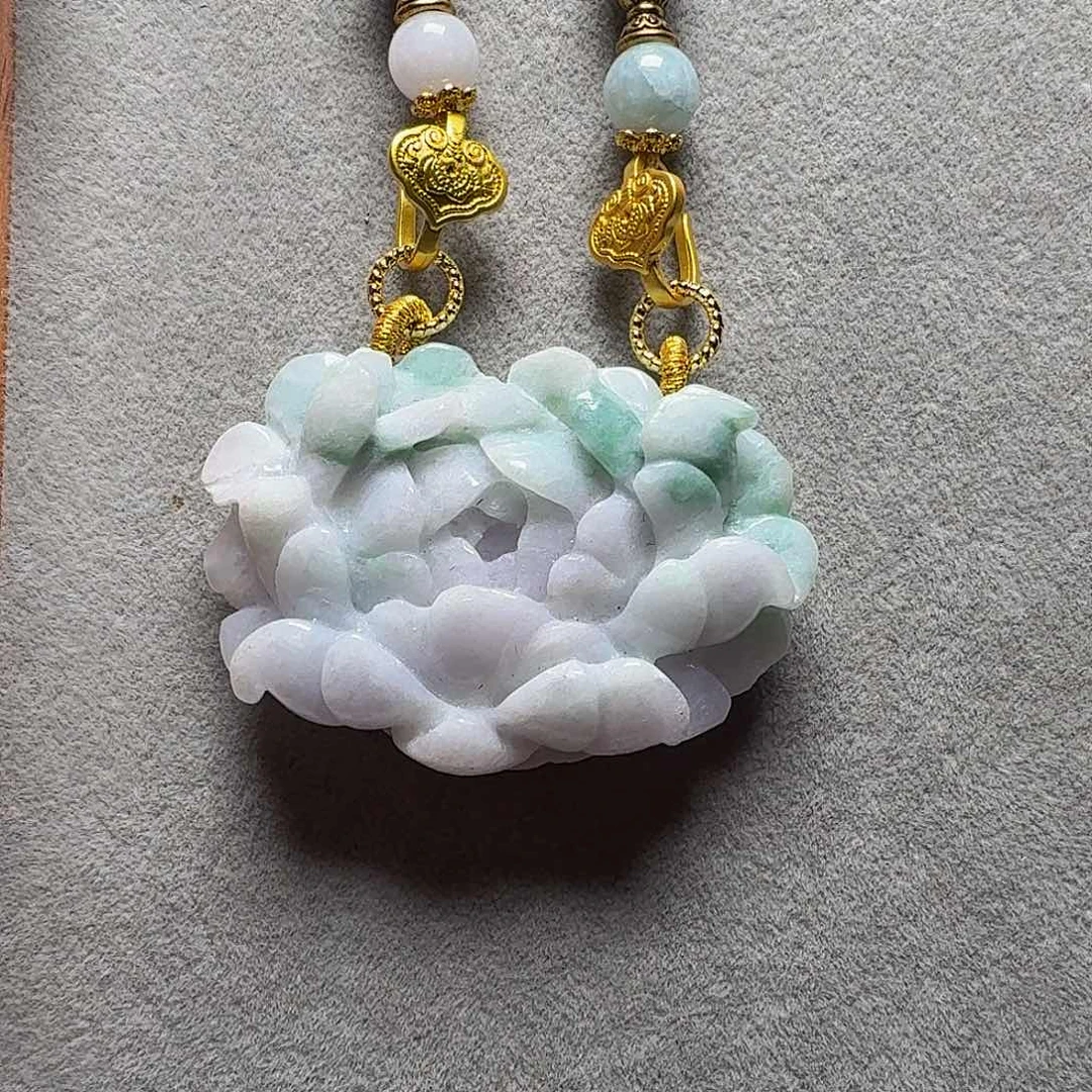 吊坠(赠链)未镶嵌翡翠