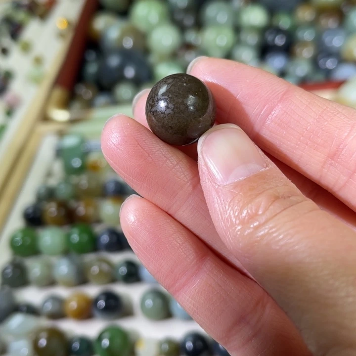 和田玉（糖玉）未镶嵌珠宝半成品16