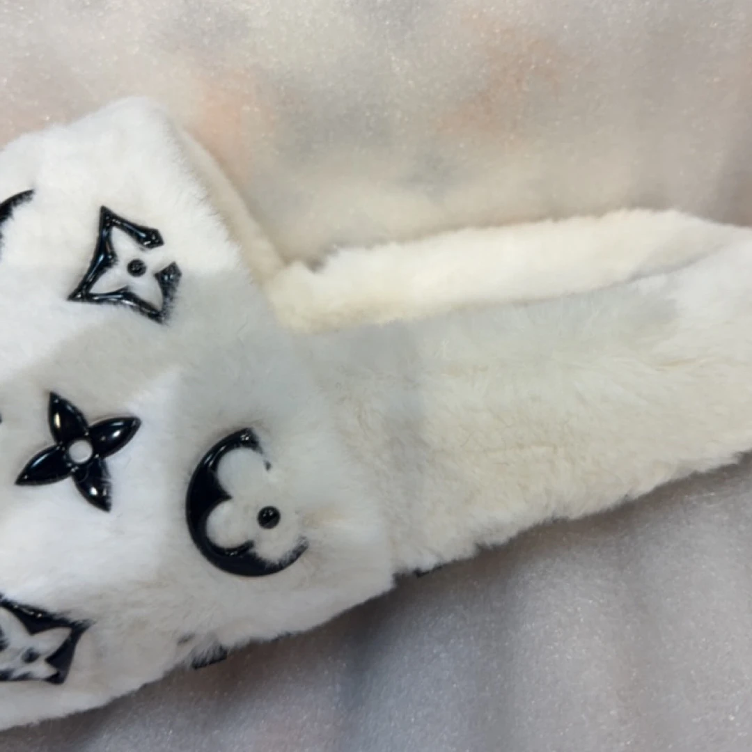 毛毛星星标厚底拖鞋