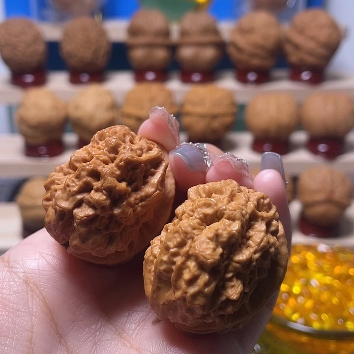 文玩核桃吊坠金麒麟16号