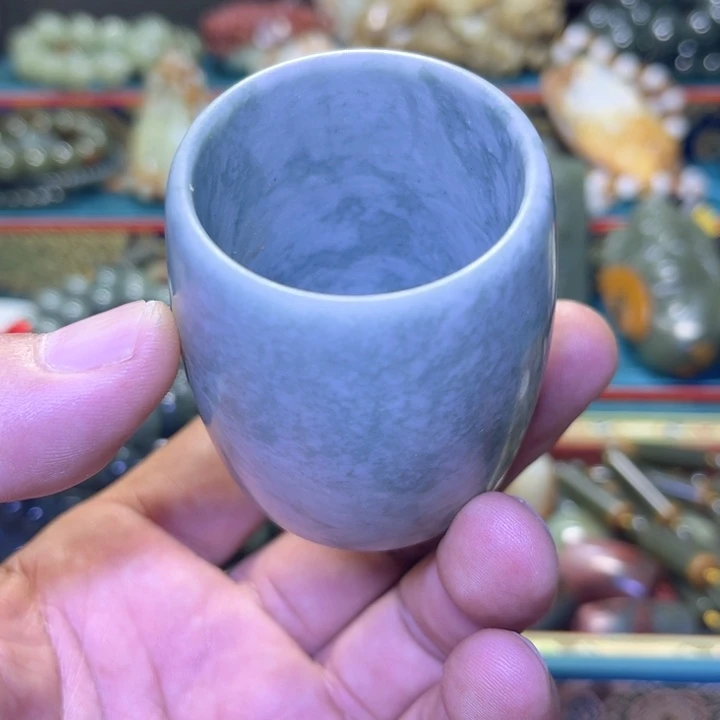 蛇纹石玉未镶嵌水杯