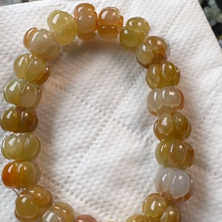 流***年颈饰未镶嵌翡翠天然翡翠