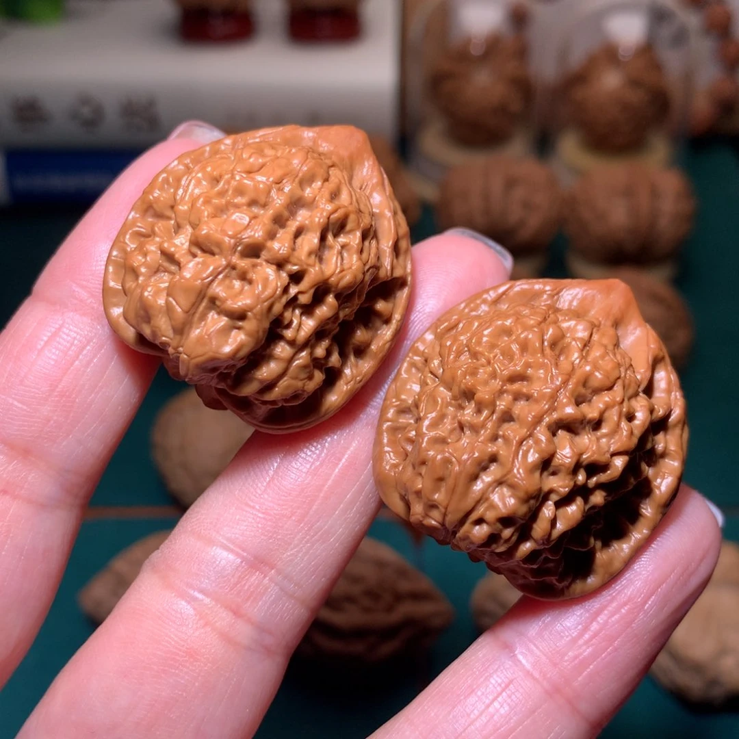 文玩核桃把件官帽手捻