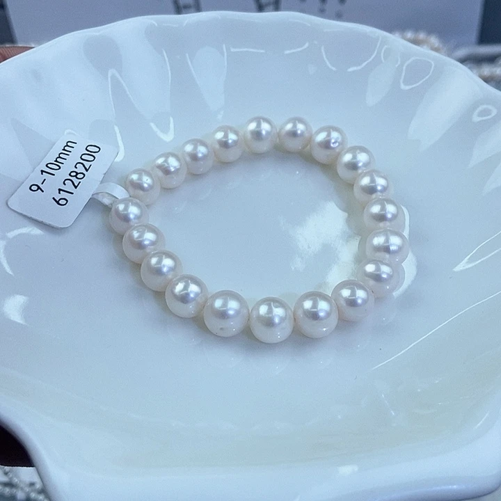 石***榴未镶嵌颈饰淡水珍珠