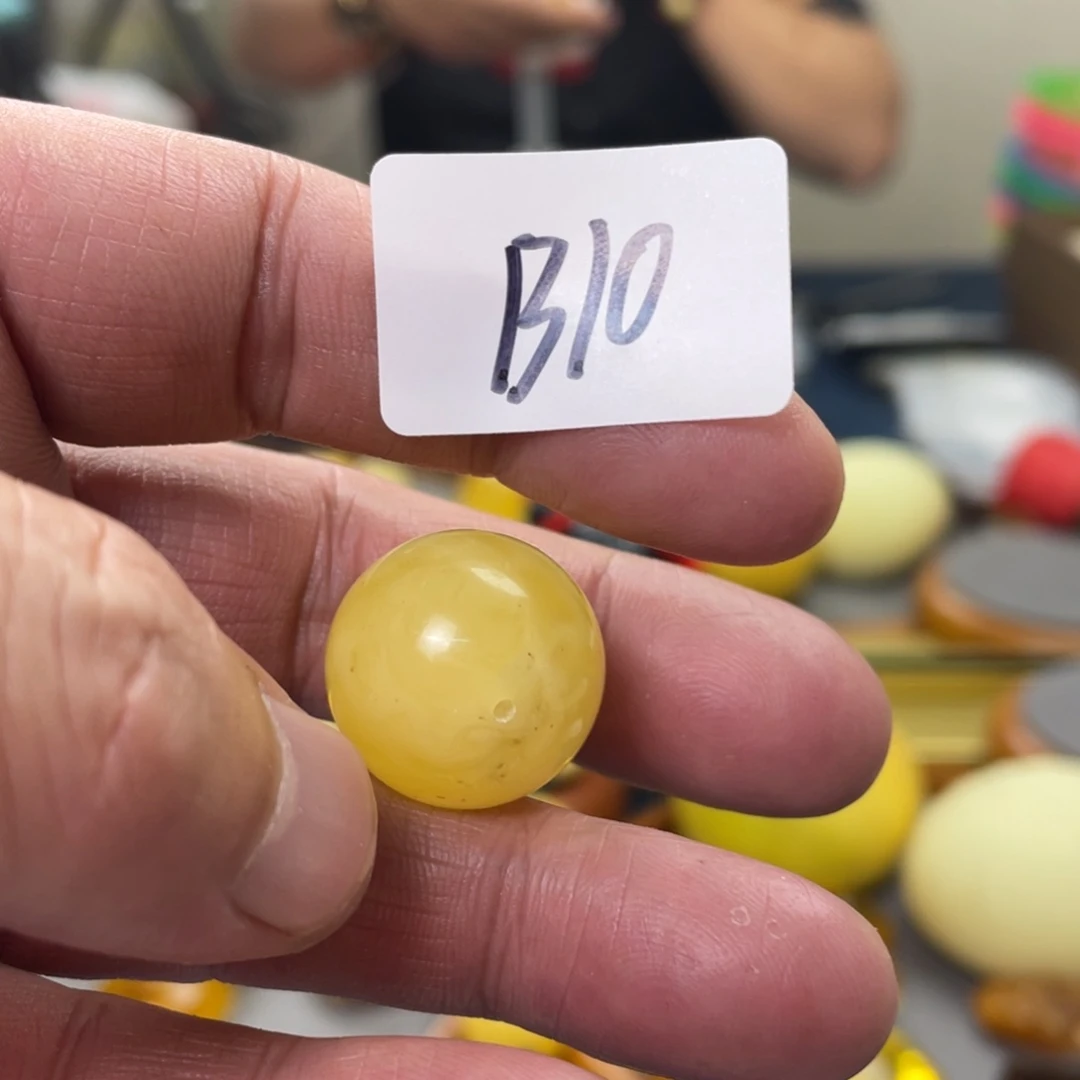 手链琥珀未镶嵌多样性发，发其中一件