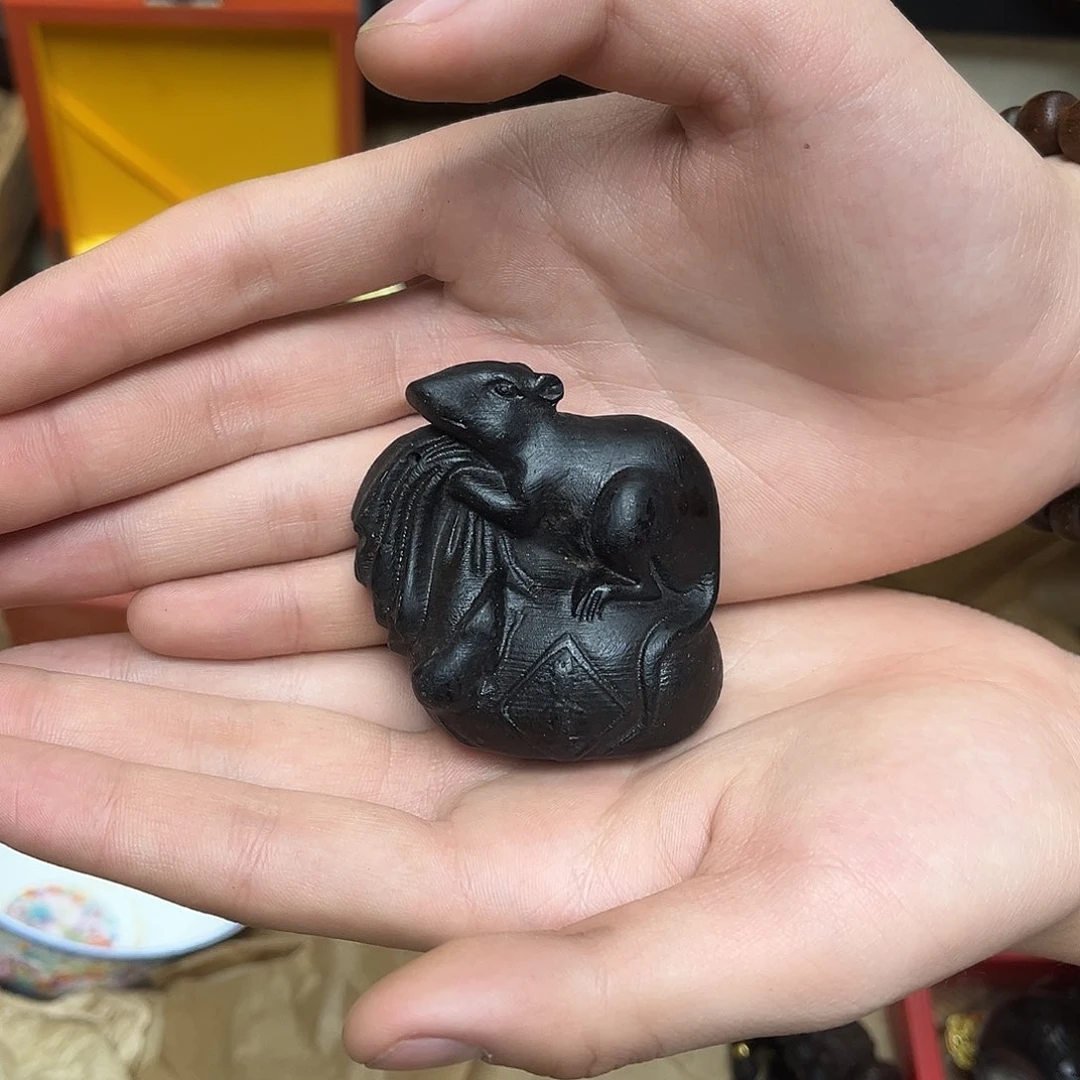 大叶紫檀（黑酸枝木类）